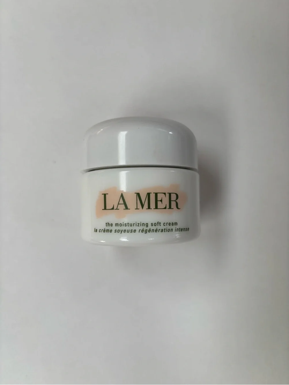 La Mer Moisturizing Soft Cream — Green and Peach Packaging